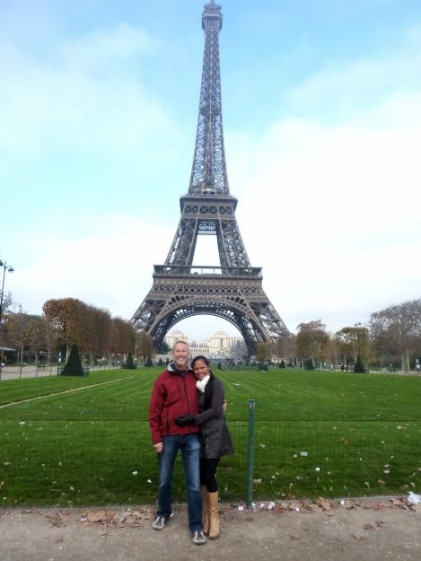 Lost SD memory card 2.0 gb in Paris Nov 16,2011